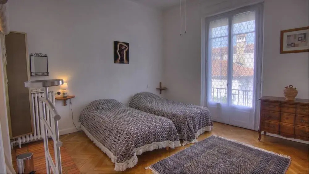 Apartment With 2 Rooms in Cannes, With Wonderful sea View, Enclosed Ga