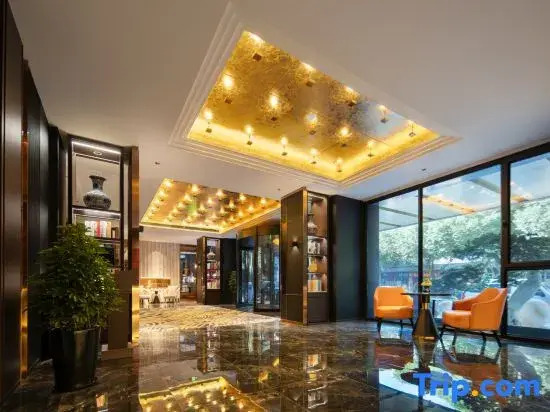 Giorgio Morandi Hotel (Urumqi South Railway Station, Hetian Second Street Branch)