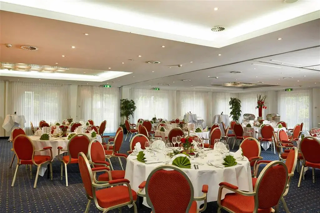 Sunday Hotel Frankfurt Airport