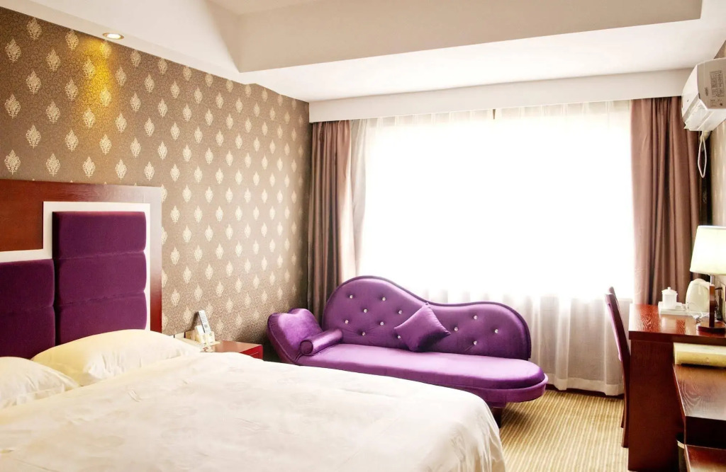 Rightway Hotel