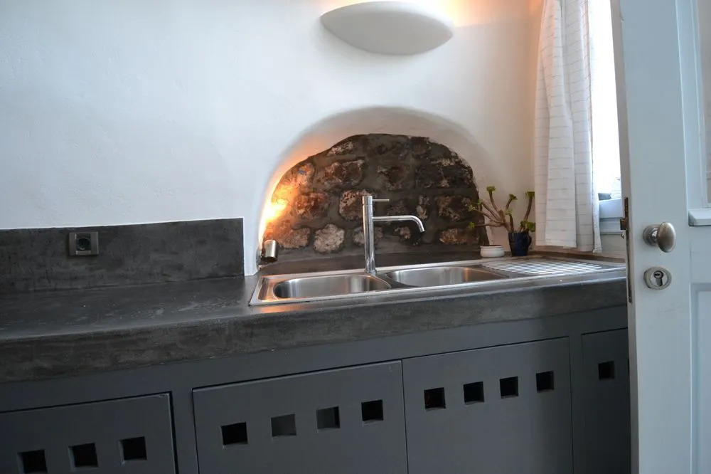 Christina's Cave House