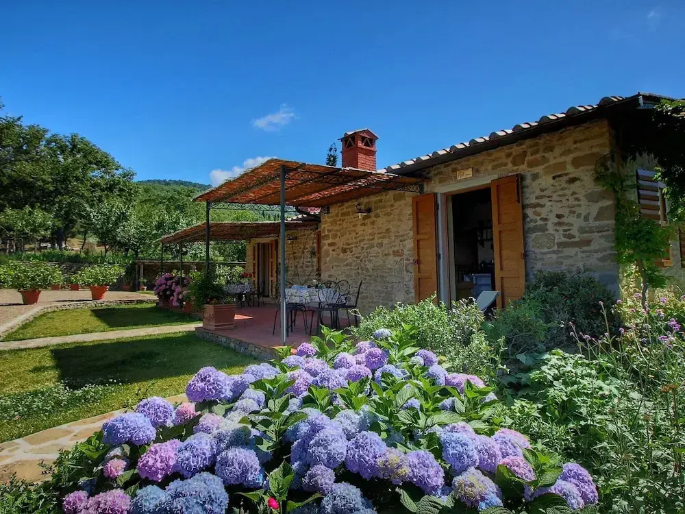 Farmhouse in Loro Ciuffenna with Pool & Garden