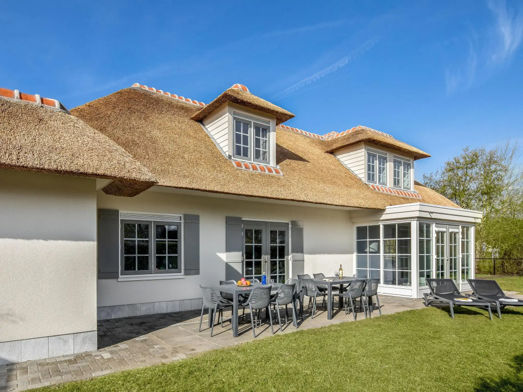 Villa in Domburg Near North Sea Beach