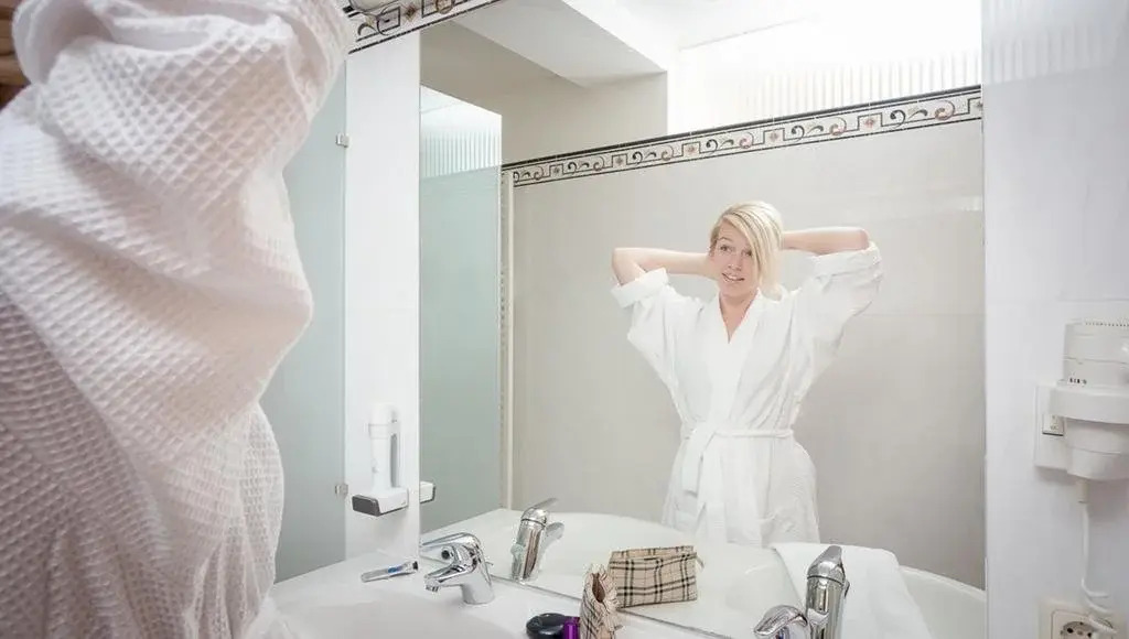 Hotel Locker & Legere - Self Check-in am Wochenende