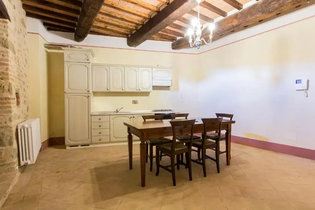 Borgo Colognola - Dimora Storica