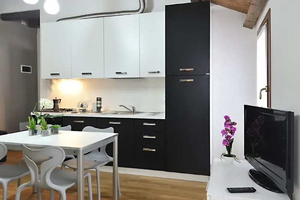 Venice Apartments