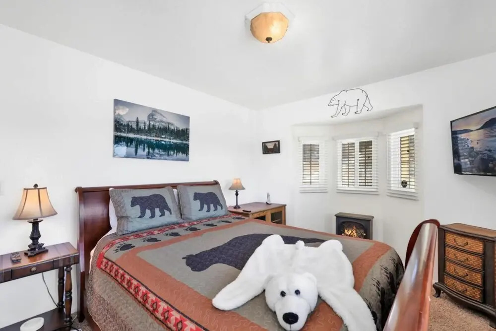 Moonridge Golf & Sunset View #2118 by Big Bear Vacations