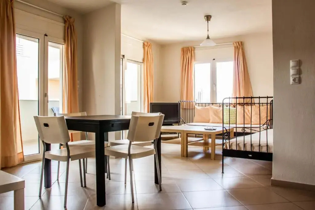 Argo Apartments