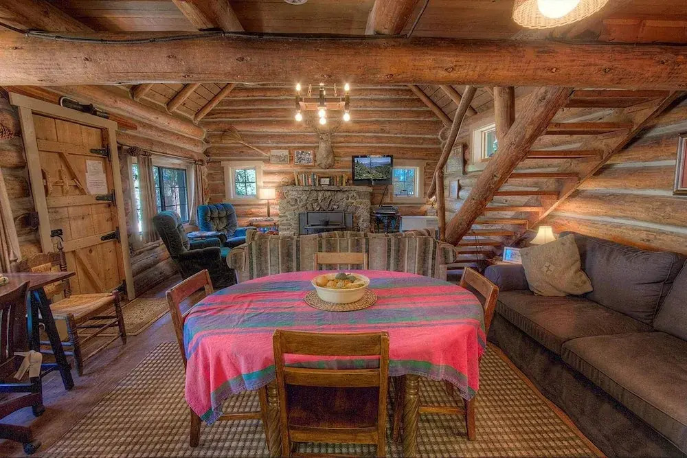 Zephyr Cabin home
