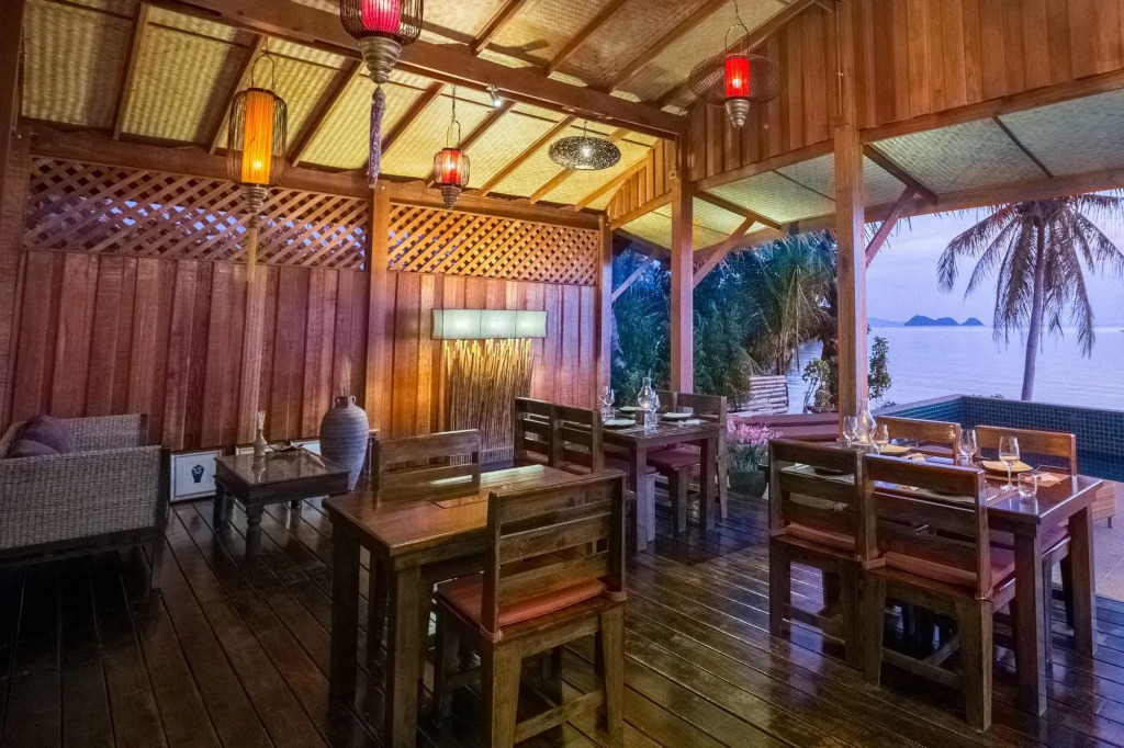 Beyond The Blue Horizon Boutique Bungalows