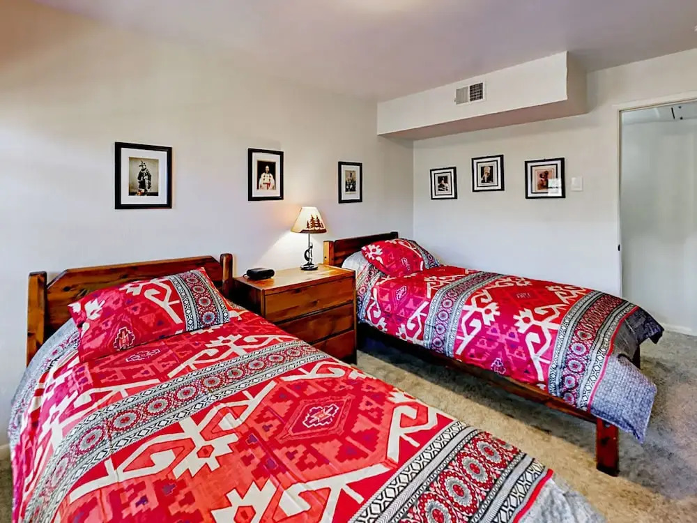 320 Artist Road Condo Unit 94 2 Bedrooms 2.5 Bathrooms Condo