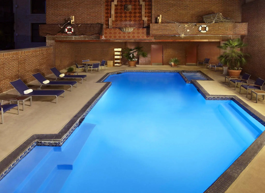 The Gunter Hotel San Antonio Riverwalk, a Tribute Portfolio Hotel