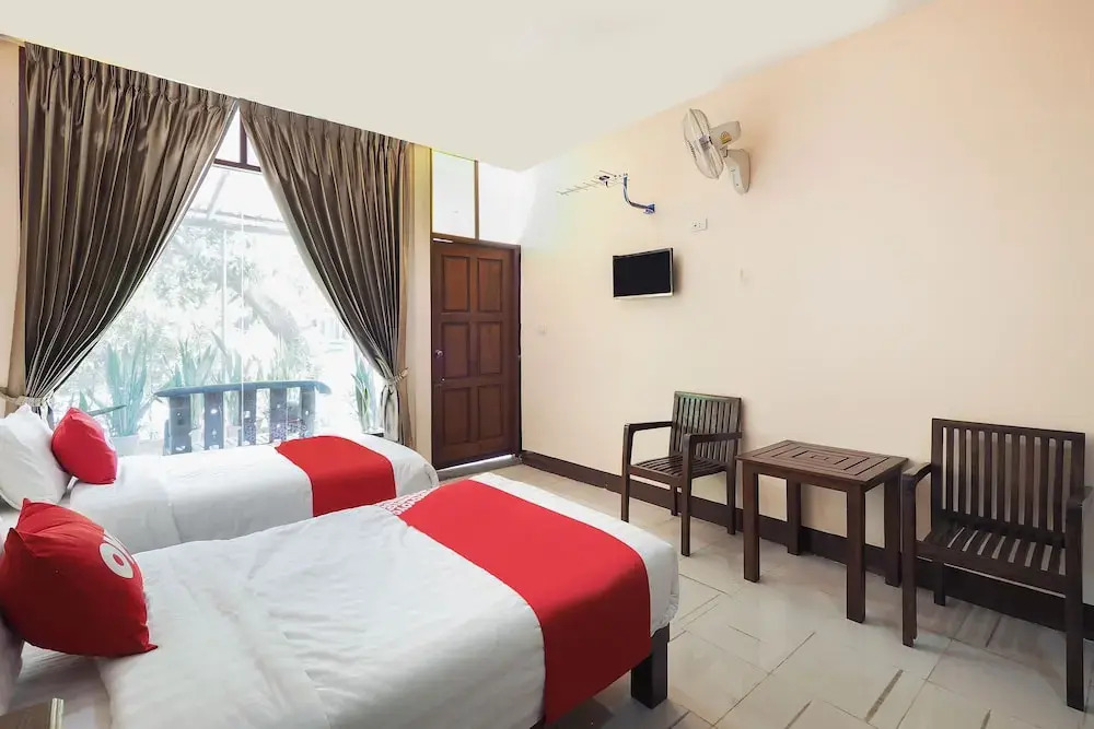 OYO 957 Thai Gallery Home