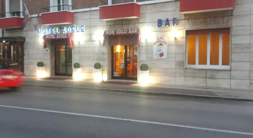 Domus Hotel Adele