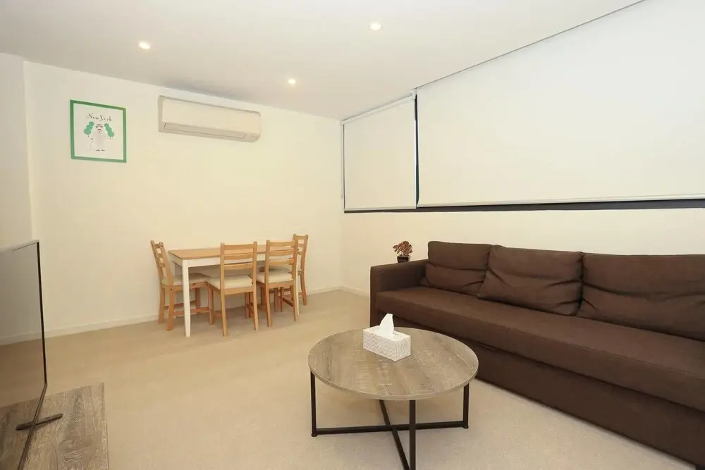 2 Bedrooms 2 Bathrooms Opposite Melbourne Central