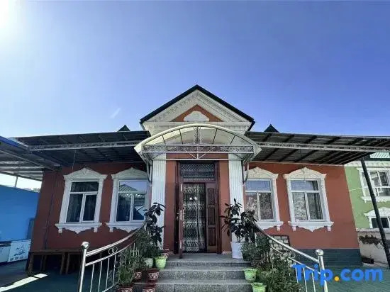 Yining Jingya Hefeng Homestay