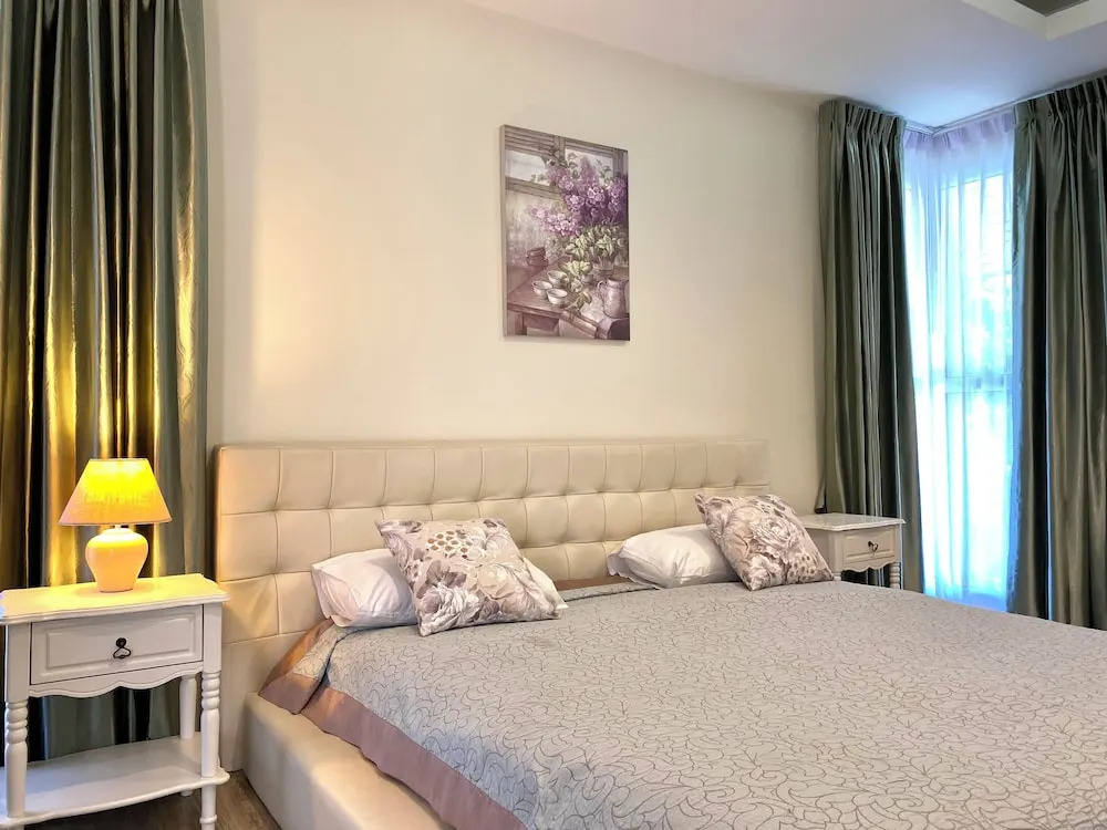 T.W. Marina Pool Villa Pattaya