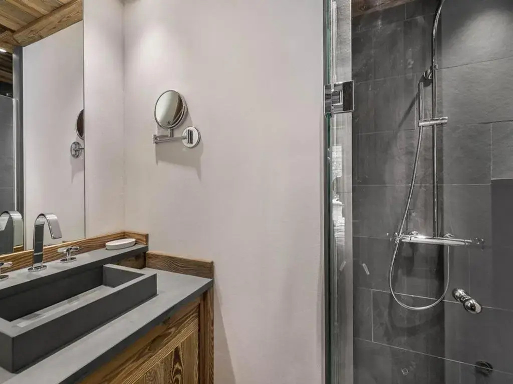 Appartement Val-d'Isère, 5 pièces, 8 personnes - FR-1-567-17