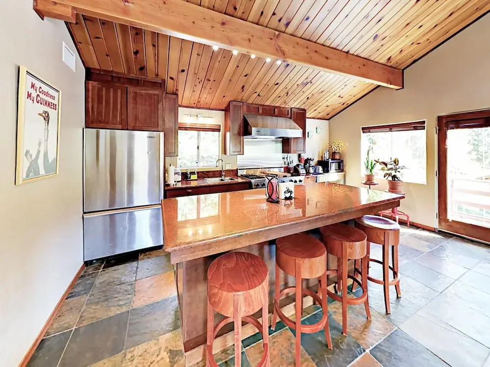 Yosemite Home 2 Bedrooms 2 Bathrooms Home