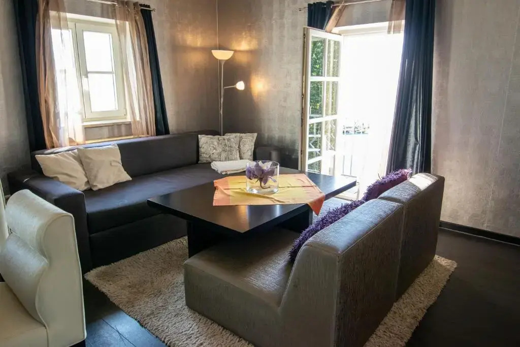 Modernes Appartement am See