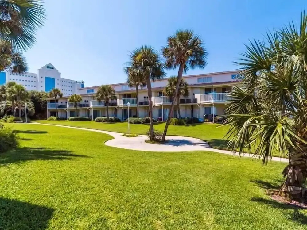 Sand Dollar East #201