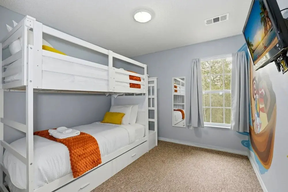 Bright & Spacious 3-bedroom Home in Emerald Island Resort With Themed Room & Balcony