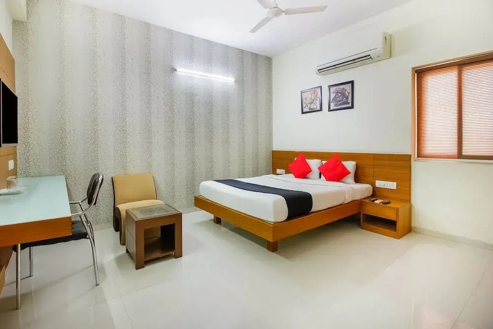 OYO 14499 Hotel Hill View Guest House Kondapur