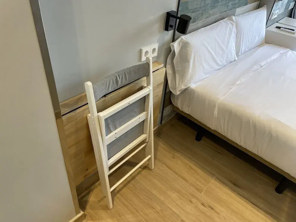 Hey Rooms