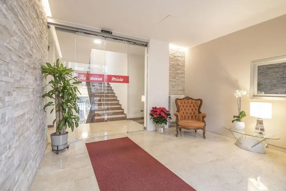 Residenza Miola S.a.s.