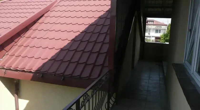 MHostel