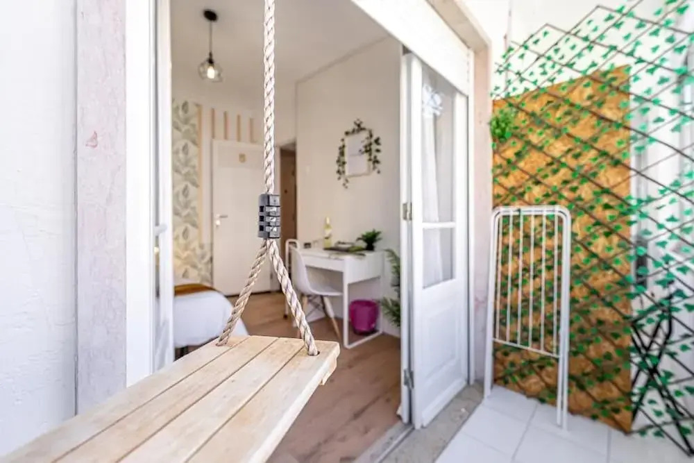 Santos Mattos Guesthouse & Apartments by Lisbon with Sintra