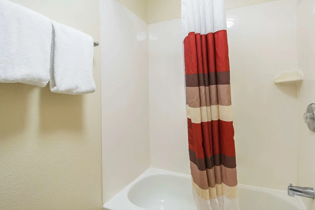 Red Roof Inn PLUS+ Phoenix West