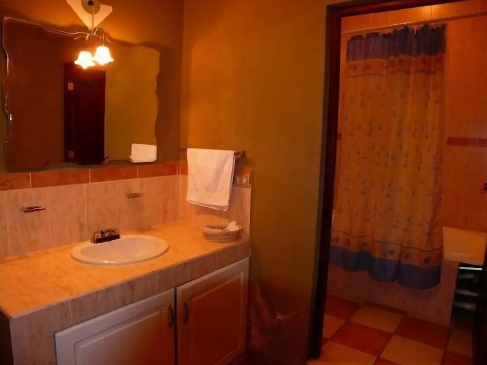 Hotel Loma Real Inn