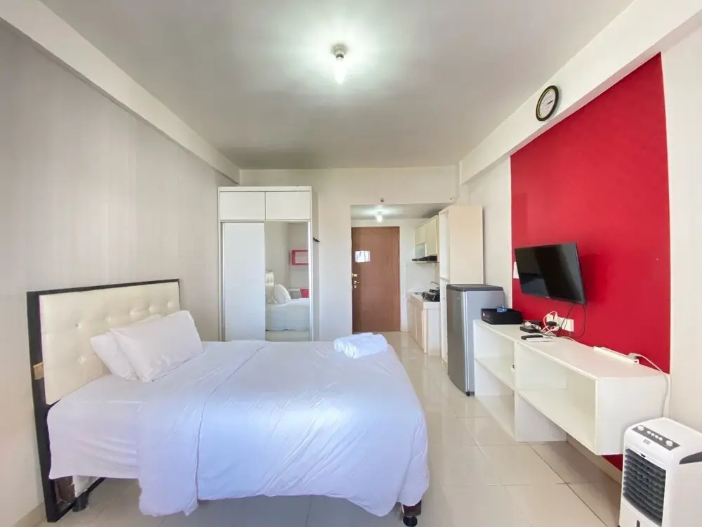 Quiet Private Studio Room At Pinewood Jatinangor Apartment