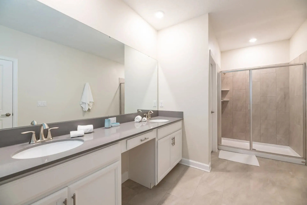 Super comfortable home in Champions Gate with private pool
