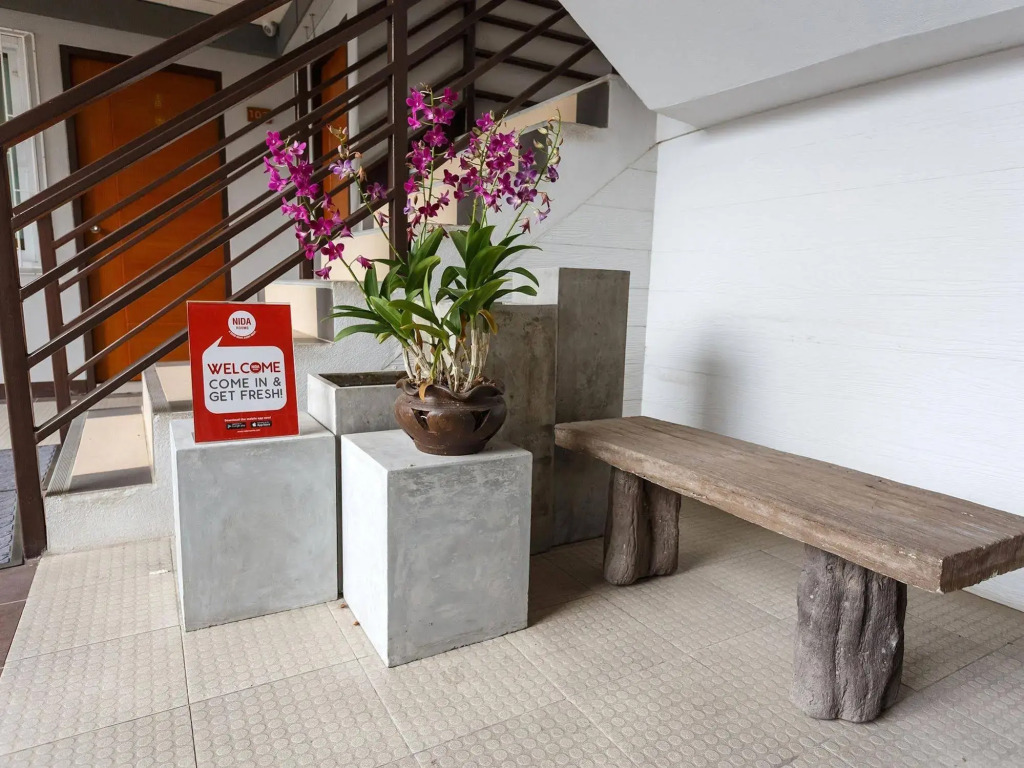 Nida Rooms Patong Lavendar House