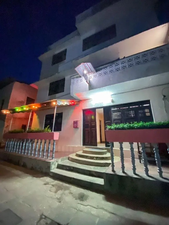 Flamingo Guest House