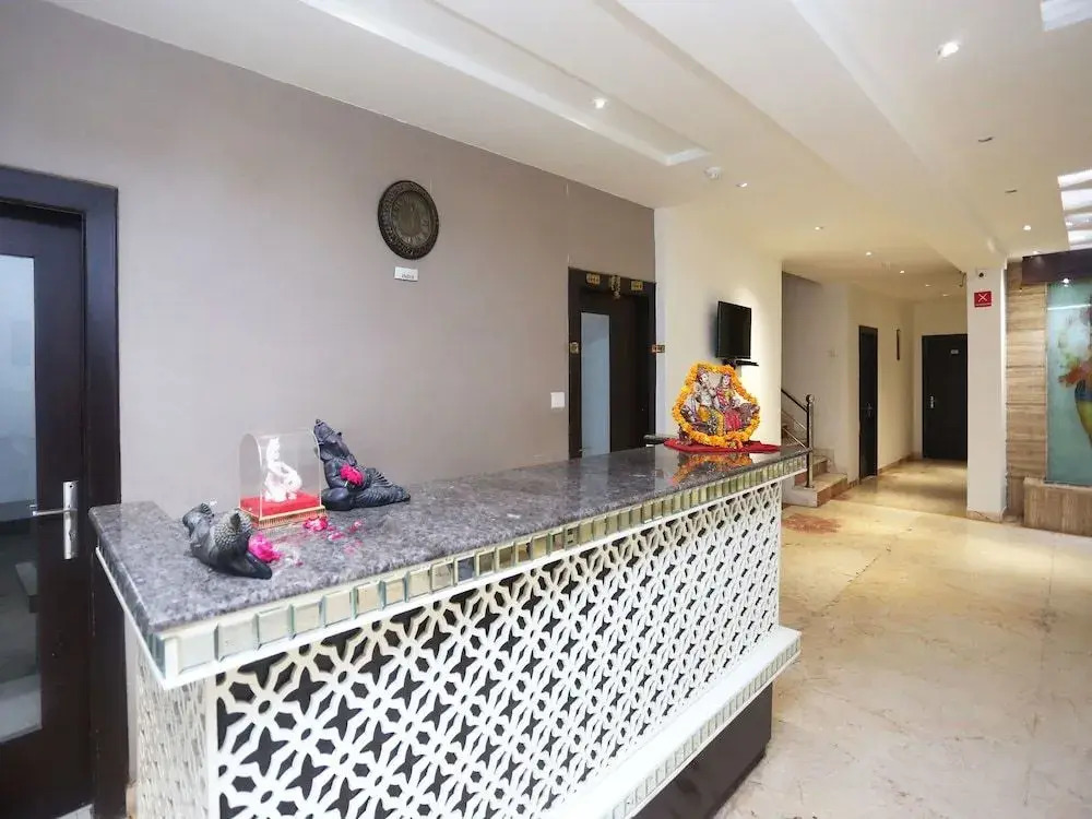 OYO 18255 The Idea Inn