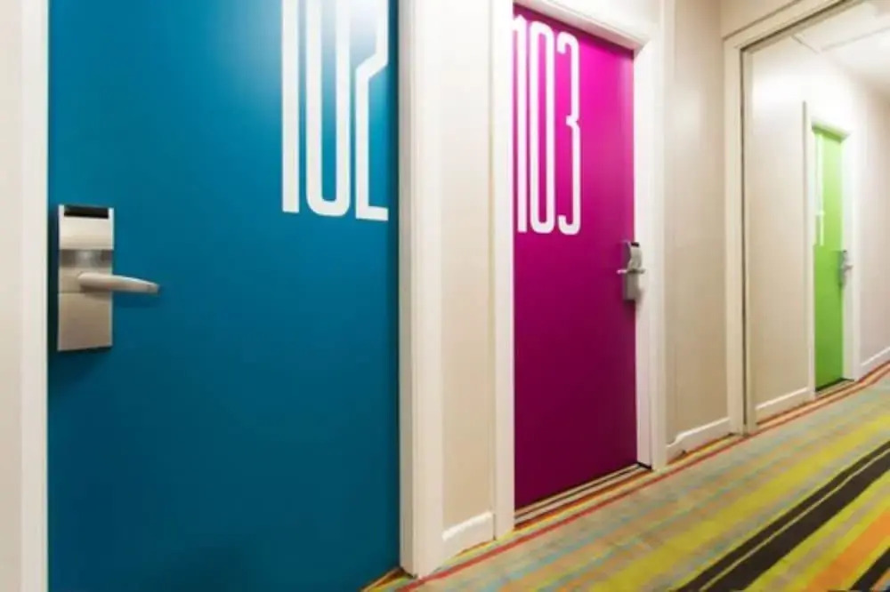 Snoozles Hostel