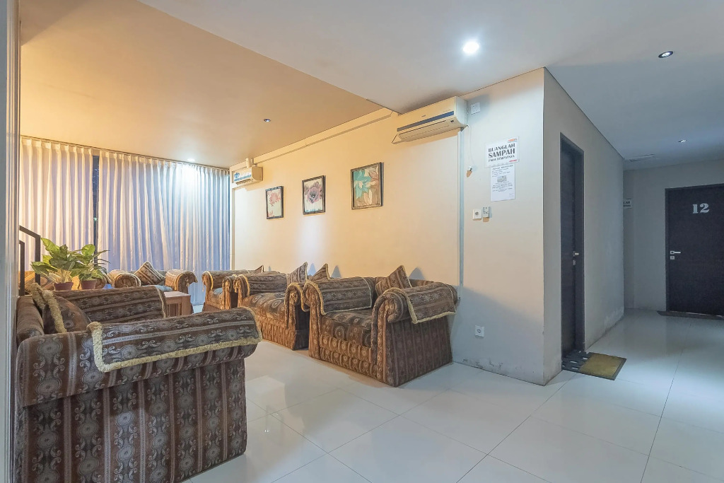 RedDoorz Plus near Sepinggan Airport 3 Balikpapan