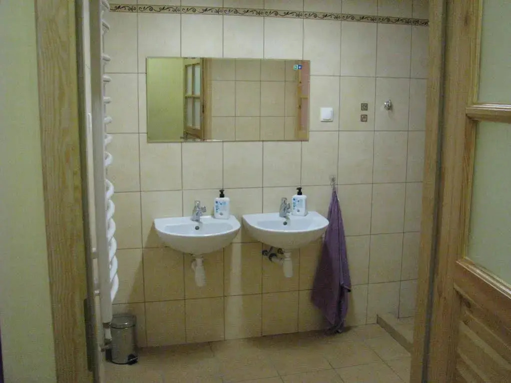 Hostel4u
