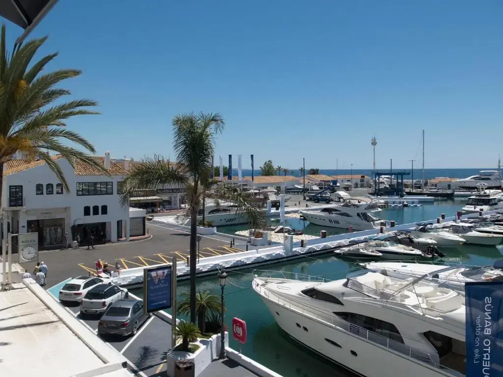 First Line Duplex Puerto Banus Sleeps 8 People