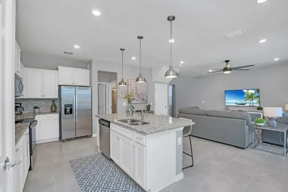 5 Bed With Fantastic Game Room In Fun Resort! 5 Bedroom Townhouse by RedAwning