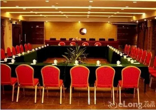 Jinruifeng Hot Spring Hotel - Guangzhou