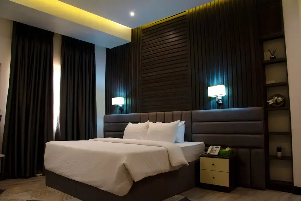 Aviel Suites