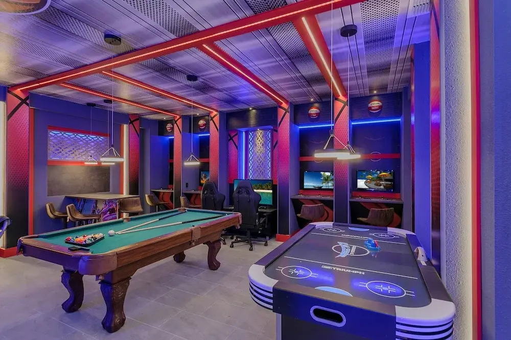 Must SEE Villa! Private Poolthemed Roomstheater!