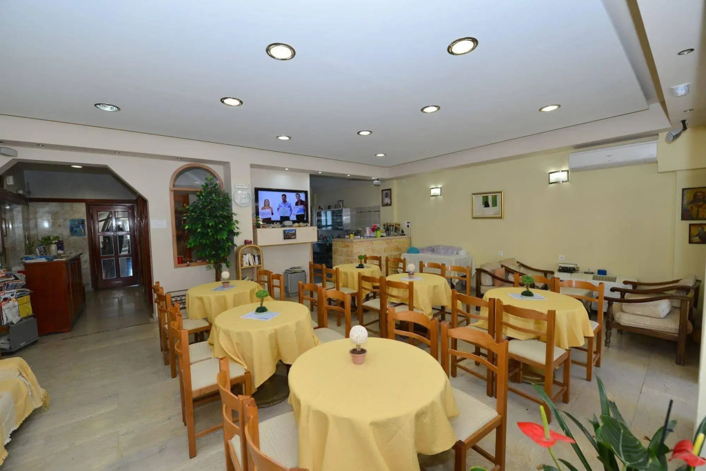 Bikakis Family Apartments