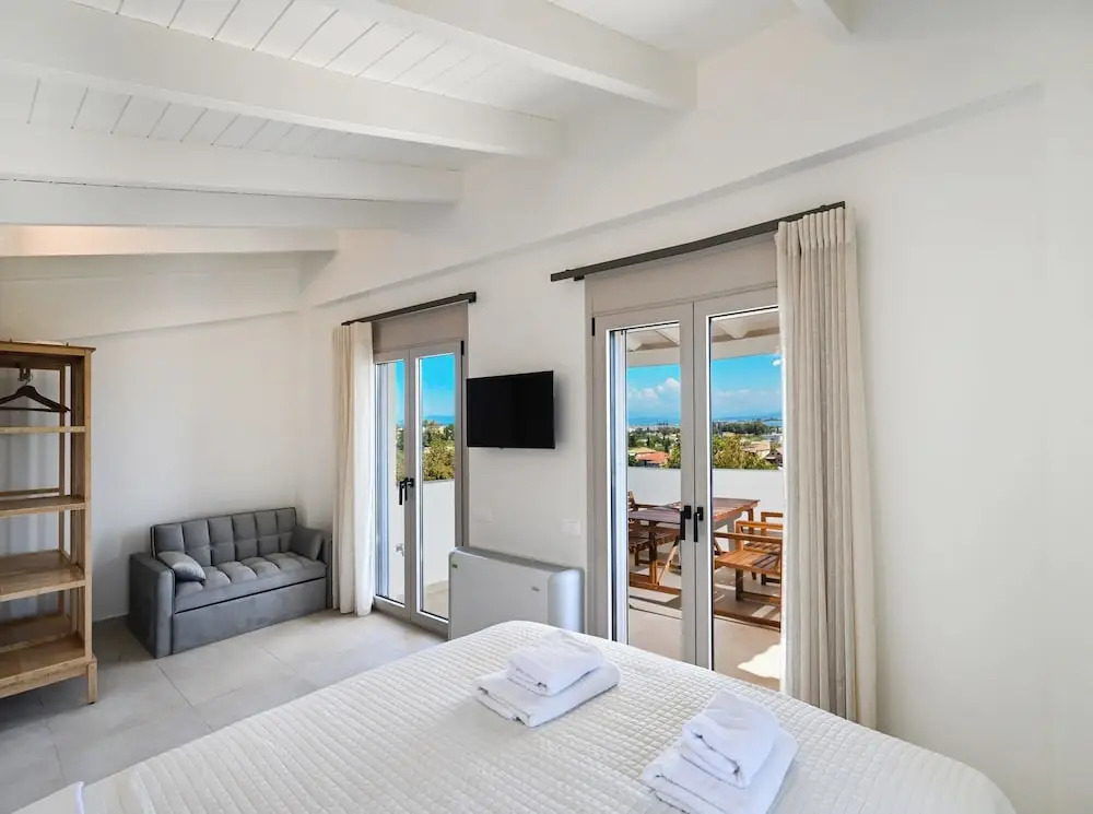 Maison D'Azur Lefkas Private Pool