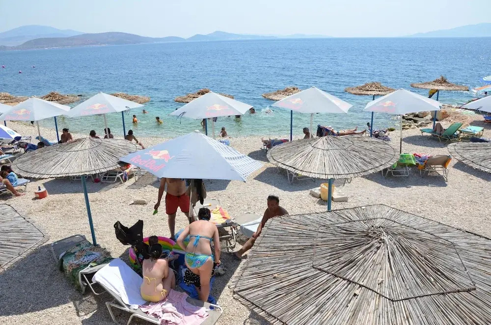 Kleri Beach Apartments