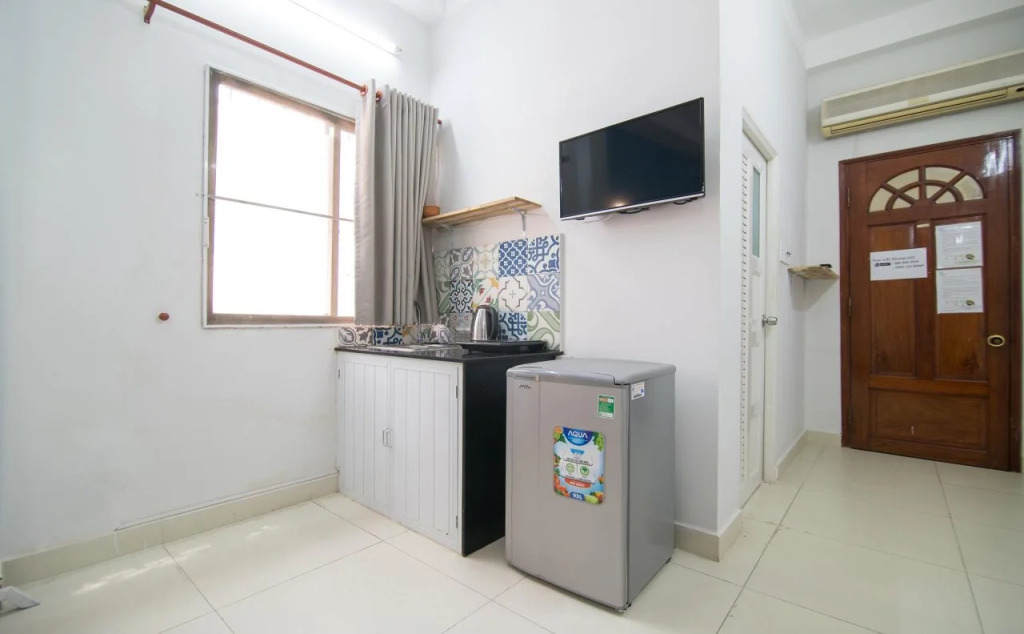 RedDoorz at Nguyen Binh Khiem Street